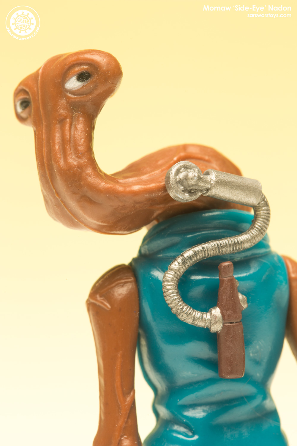 Momaw Side Eye Nadon